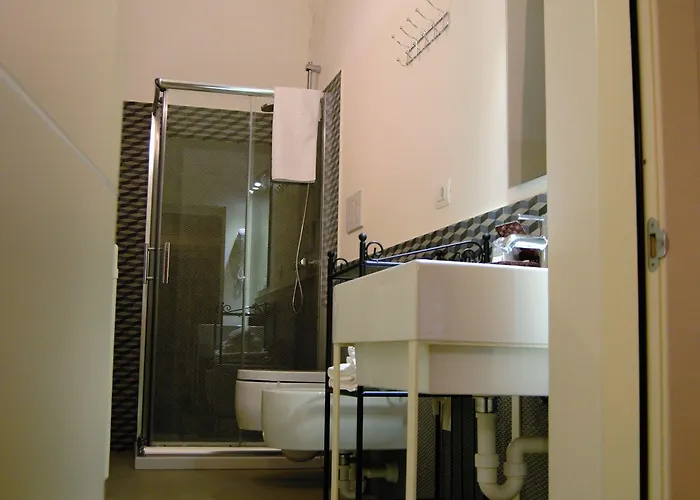 Fighera Oda ve Kahvaltı 3*